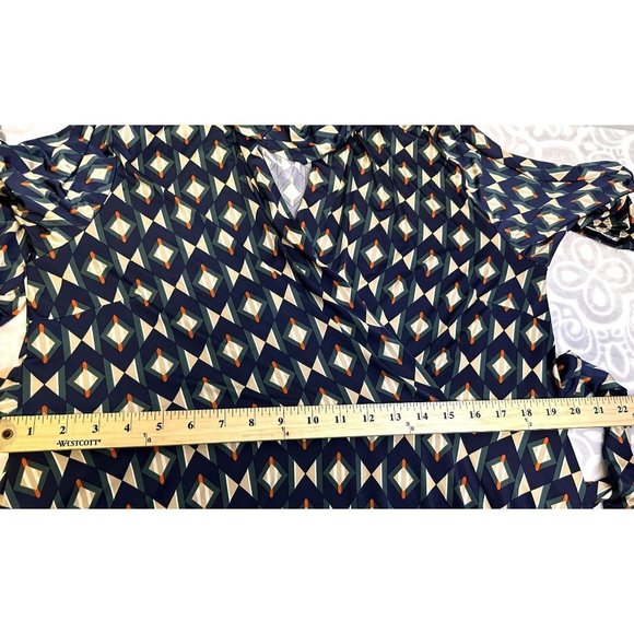 Audrey Whitmore Greenwhich Elbow Sleeve Wrap Dress geometric Print size 2x EUC - Picture 11 of 16